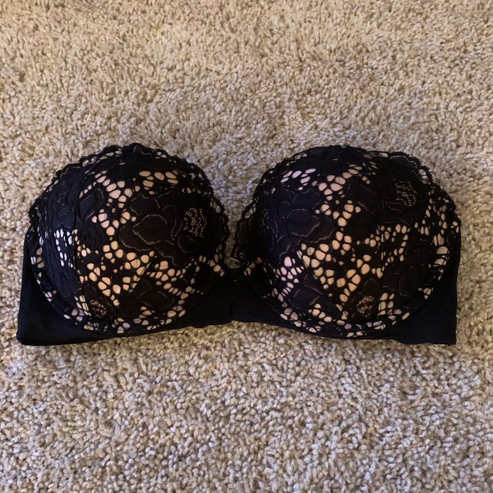 Victoria’s Secret Very Sexy Strapless Bra